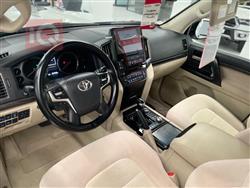 تويوتا لاندكروزر